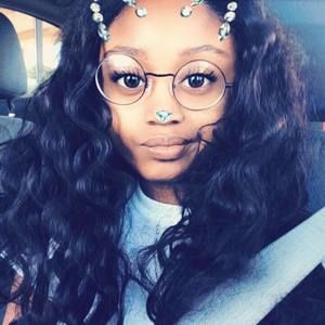 Meet your Posher, Kierra